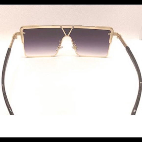 Women’s Rimless Square Oversized Sunglasses - Picture 3 of 7